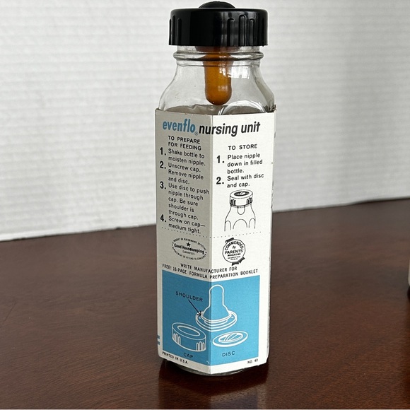 Three Vintage evenflo Baby Bottle Nursing Units (2 With Original Packaging) - Picture 4 of 13